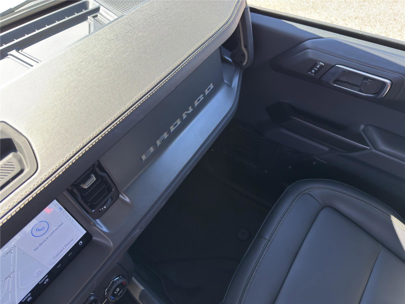 Certified 2025 Ford Bronco Badlands image 31