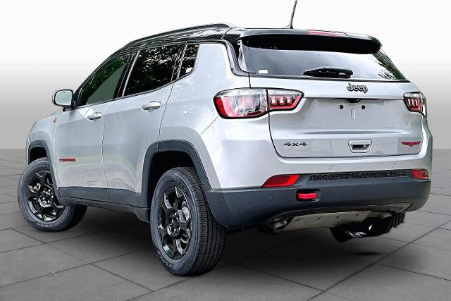 Used 2024 Jeep Compass Trailhawk AWD/4WD image 12