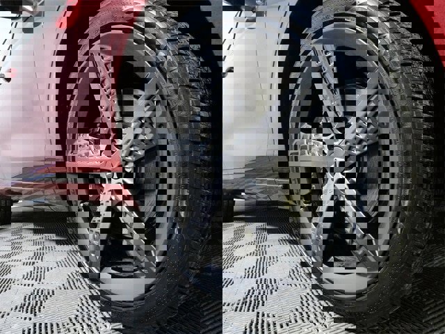 Used 2024 Genesis GV70 2.5T w/ Sport Prestige Package image 7