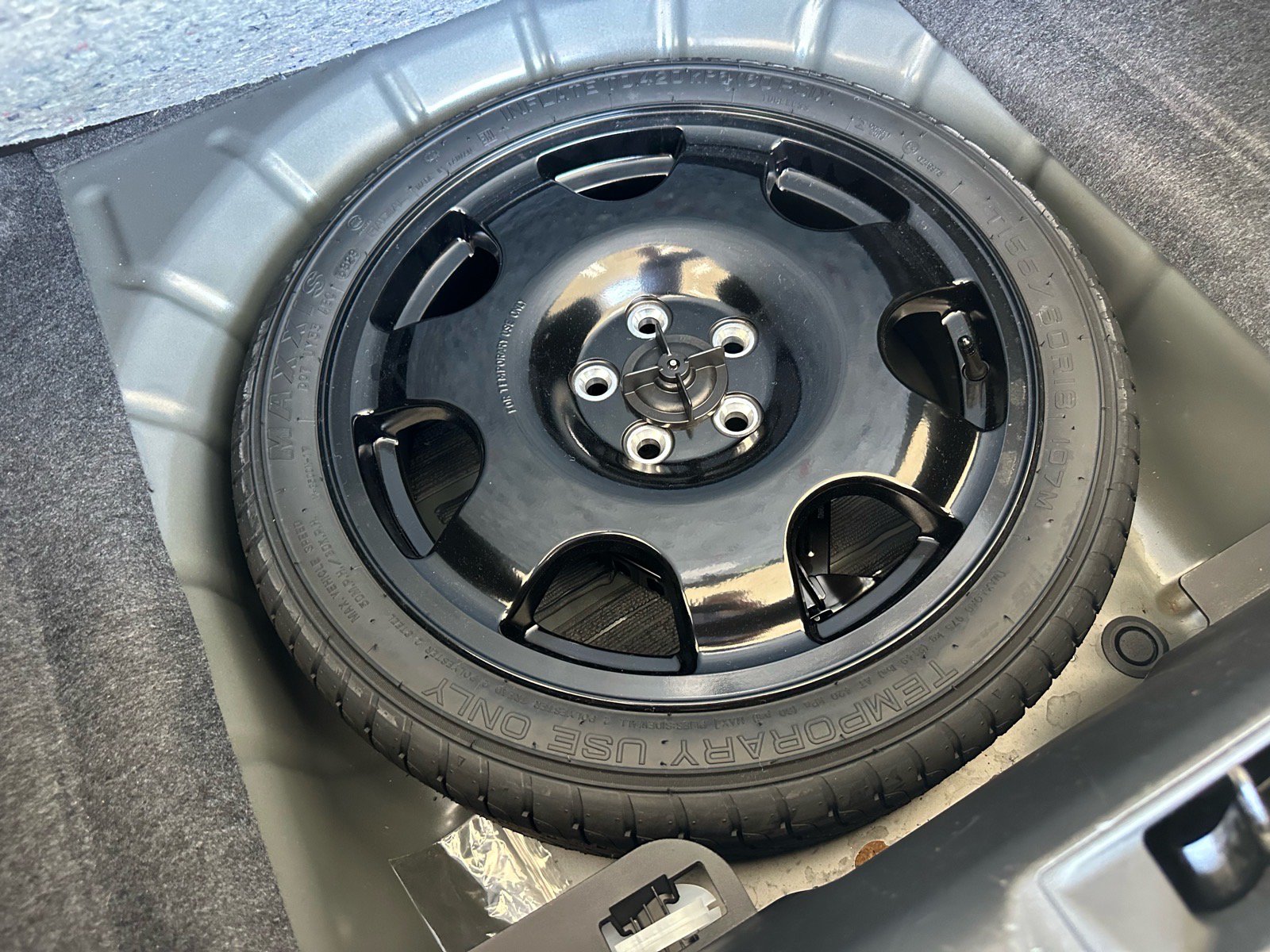 Certified 2025 Ford Mustang Premium RWD image 15