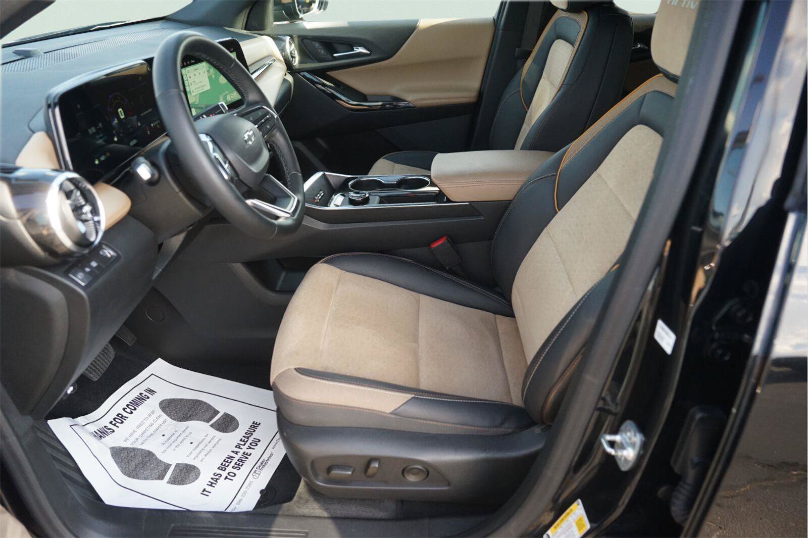 Used 2025 Chevrolet Equinox ACTIV FWD image 9