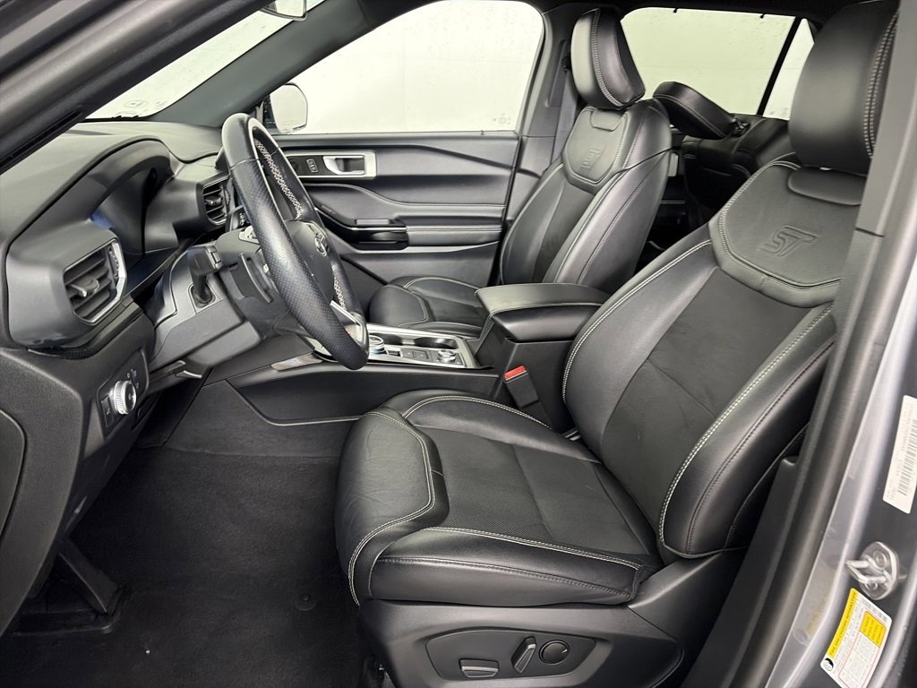 Certified 2022 Ford Explorer ST image 11