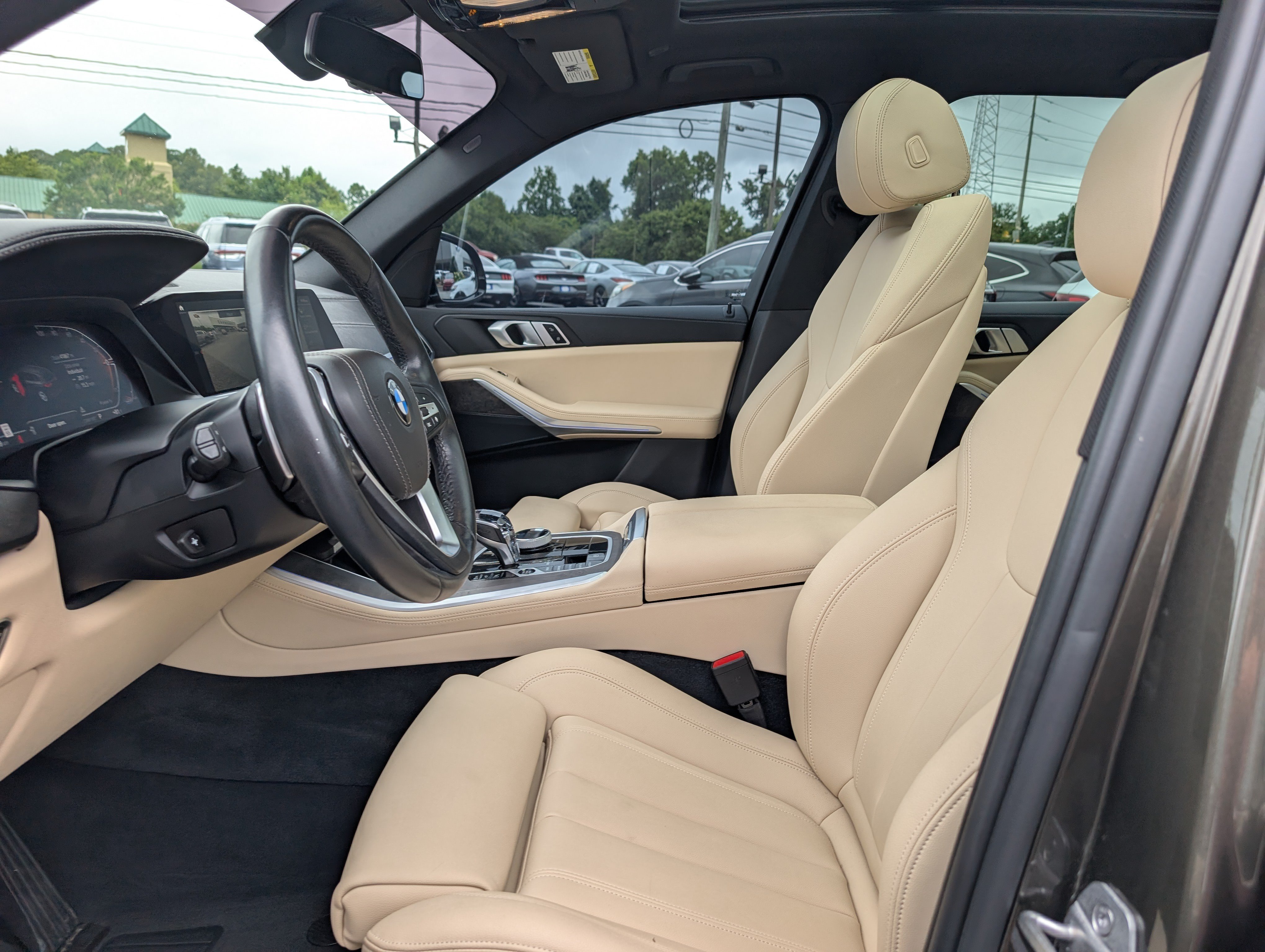 Used 2022 BMW X5 sDrive40i w/ Premium Package RWD image 18