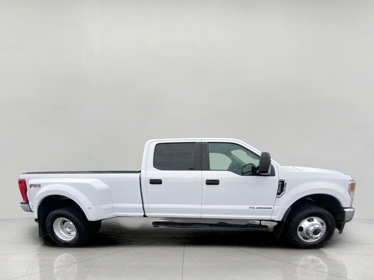 Certified 2021 Ford F350 XL w/ STX Appearance Package AWD/4WD image 6
