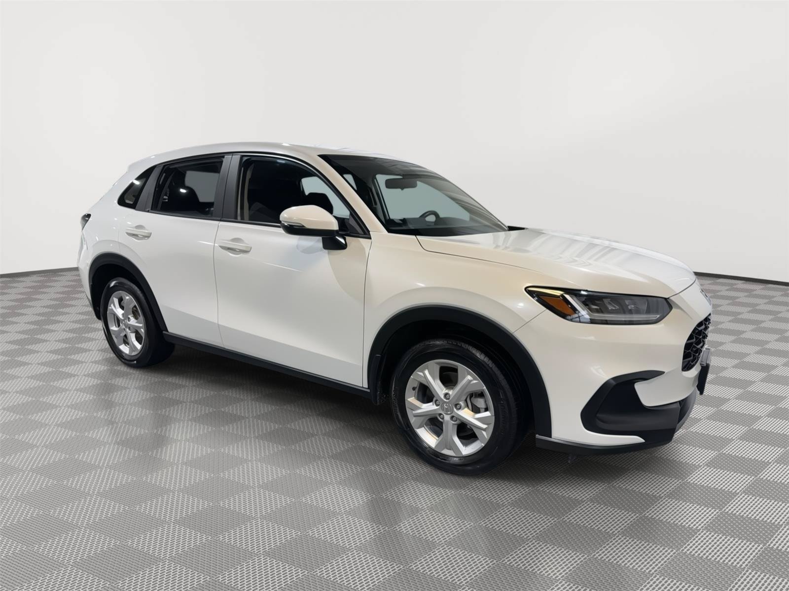 Used 2024 Honda HR-V LX image 5