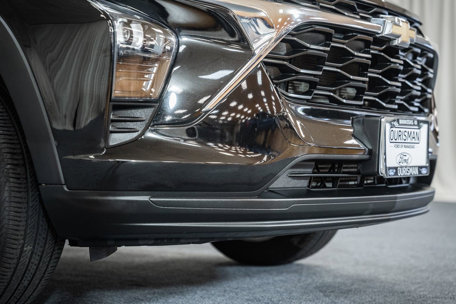 Used 2024 Chevrolet Trax LS w/ LS Convenience Package image 11