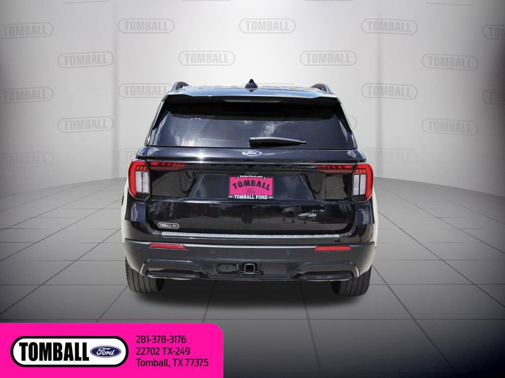 Certified 2025 Ford Explorer ST-Line w/ Premium Package RWD image 7