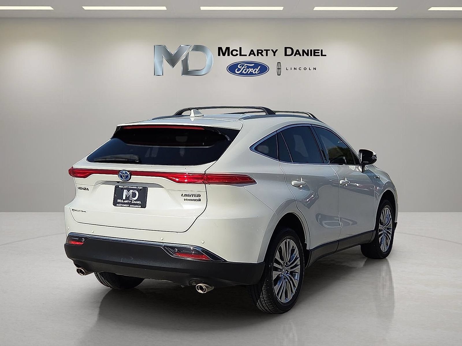 Used 2021 Toyota Venza Limited AWD/4WD image 5