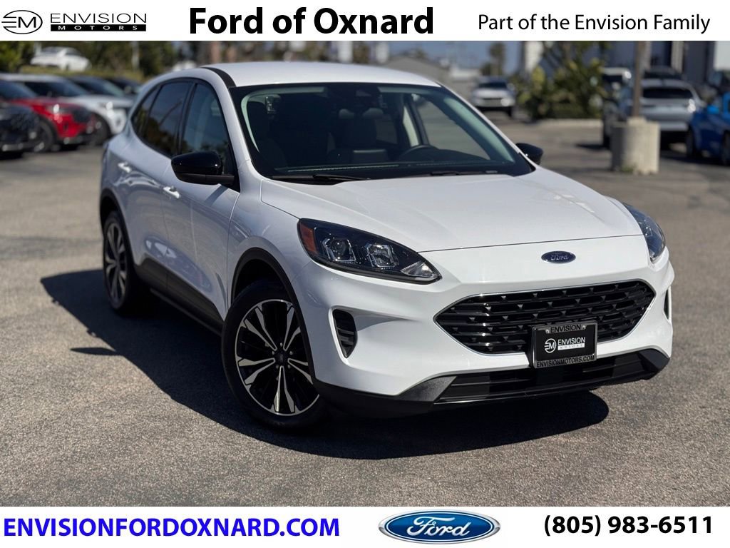 Certified 2022 Ford Escape SE w/ SE Sport Appearance Package