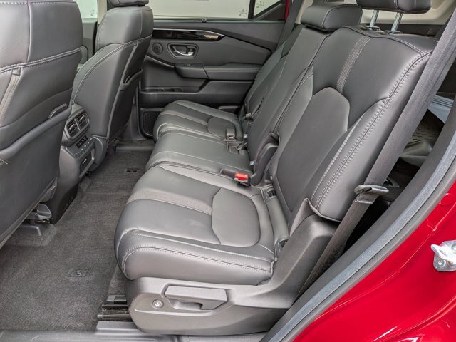 Used 2025 Honda Pilot Touring image 31
