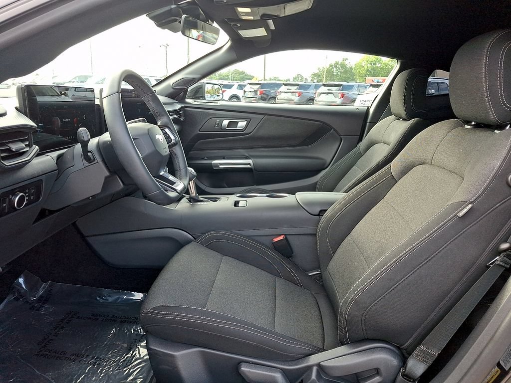 Certified 2026 Ford Mustang Coupe RWD image 13