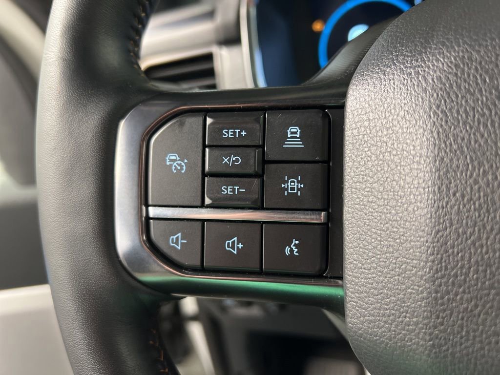 Certified 2022 Ford F150 Platinum w/ Equipment Group 701A High image 22