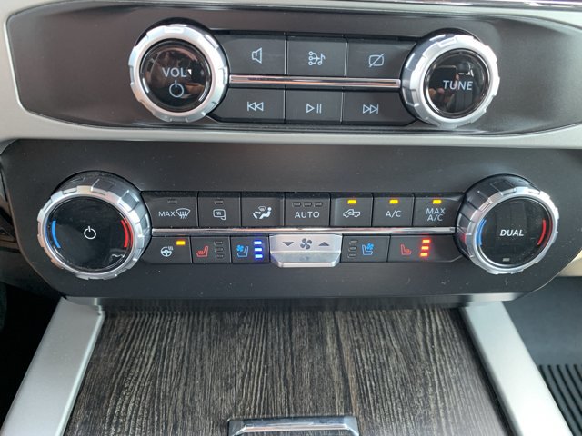 Certified 2021 Ford F250 Lariat AWD/4WD image 36