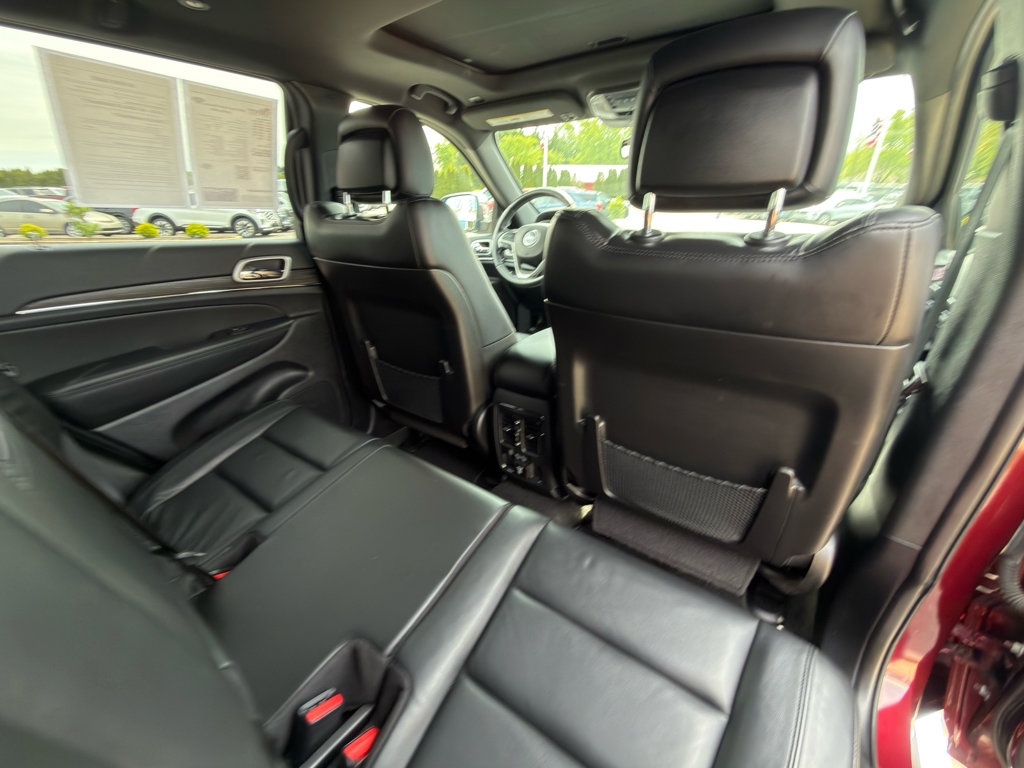 Used 2022 Jeep Grand Cherokee Limited AWD/4WD image 18