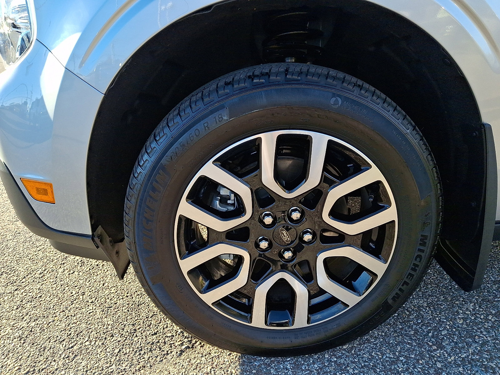 Certified 2024 Ford Maverick Lariat image 28