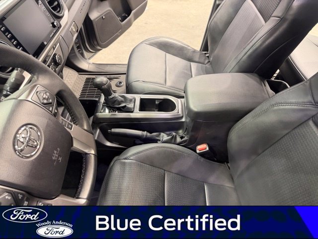 Used 2022 Toyota Tacoma Limited AWD/4WD image 17