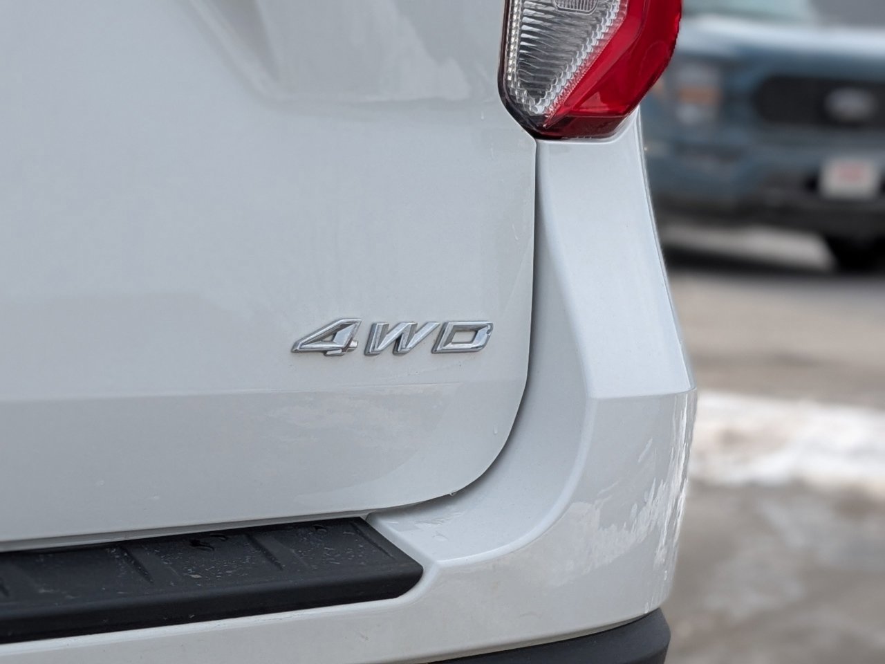 Certified 2022 Ford Explorer XLT w/ Equipment Group 202A image 13