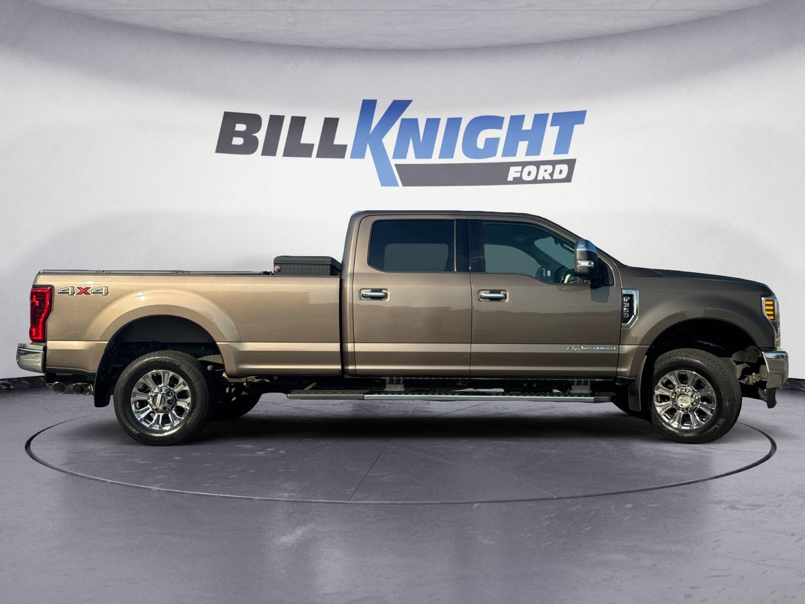 Certified 2019 Ford F350 XLT w/ XLT Premium Package AWD/4WD image 6