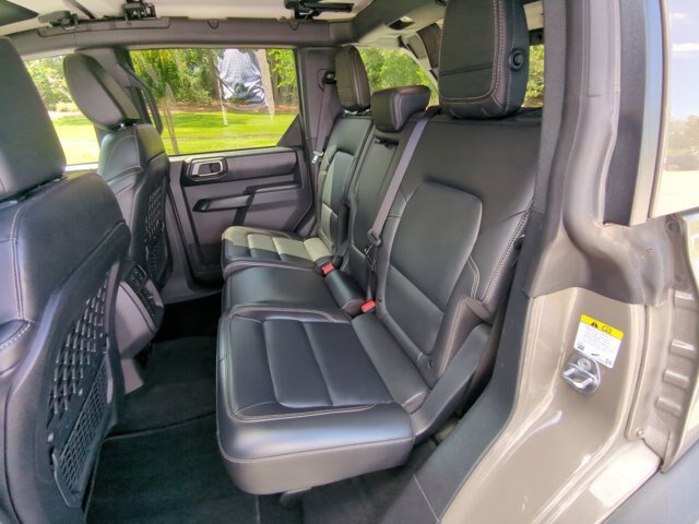 Certified 2025 Ford Bronco Badlands AWD/4WD image 30