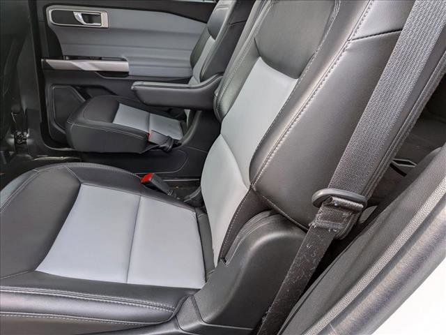 Certified 2023 Ford Explorer XLT w/ Equipment Group 202A RWD image 13