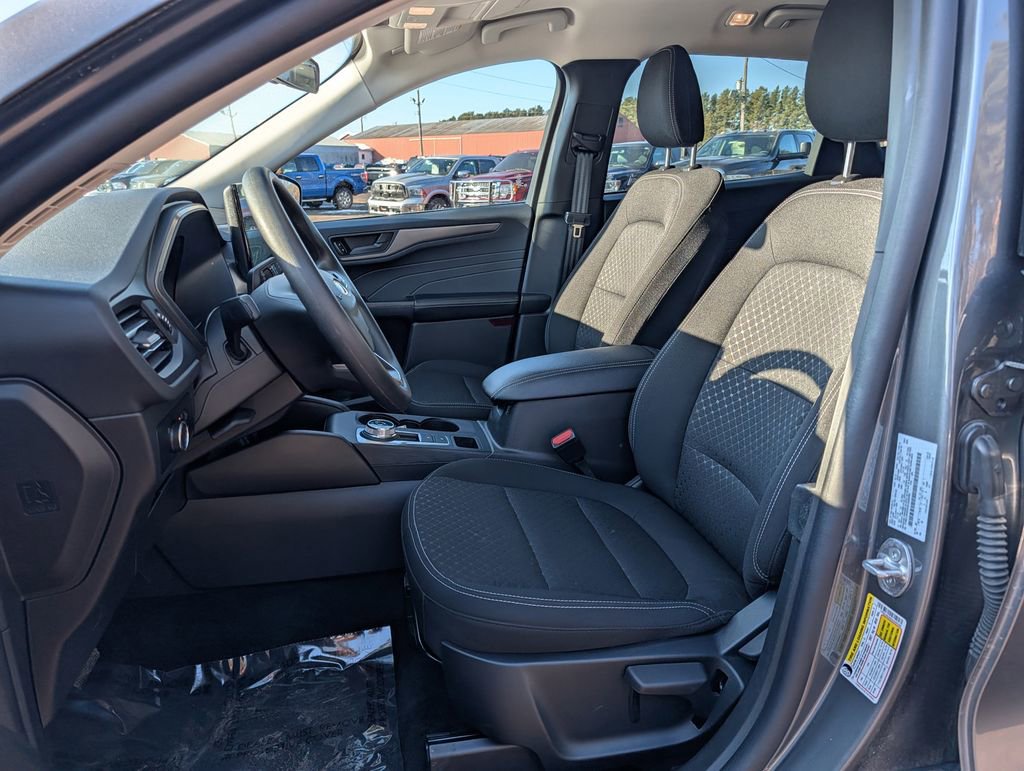 Certified 2025 Ford Escape Active w/ Tech Pack #1 AWD/4WD image 14