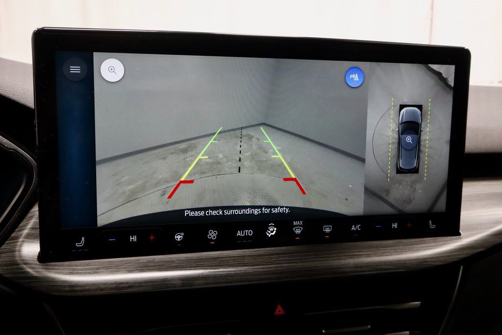 Certified 2023 Ford Escape SE w/ PHEV Premium Package image 9