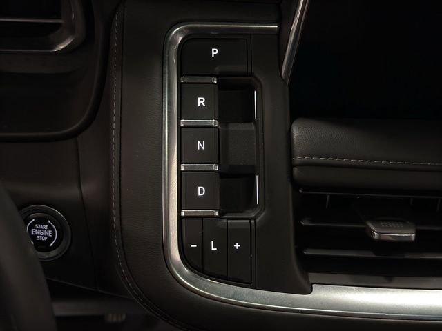 Used 2022 Chevrolet Tahoe Z71 w/ Max Trailering Package image 18