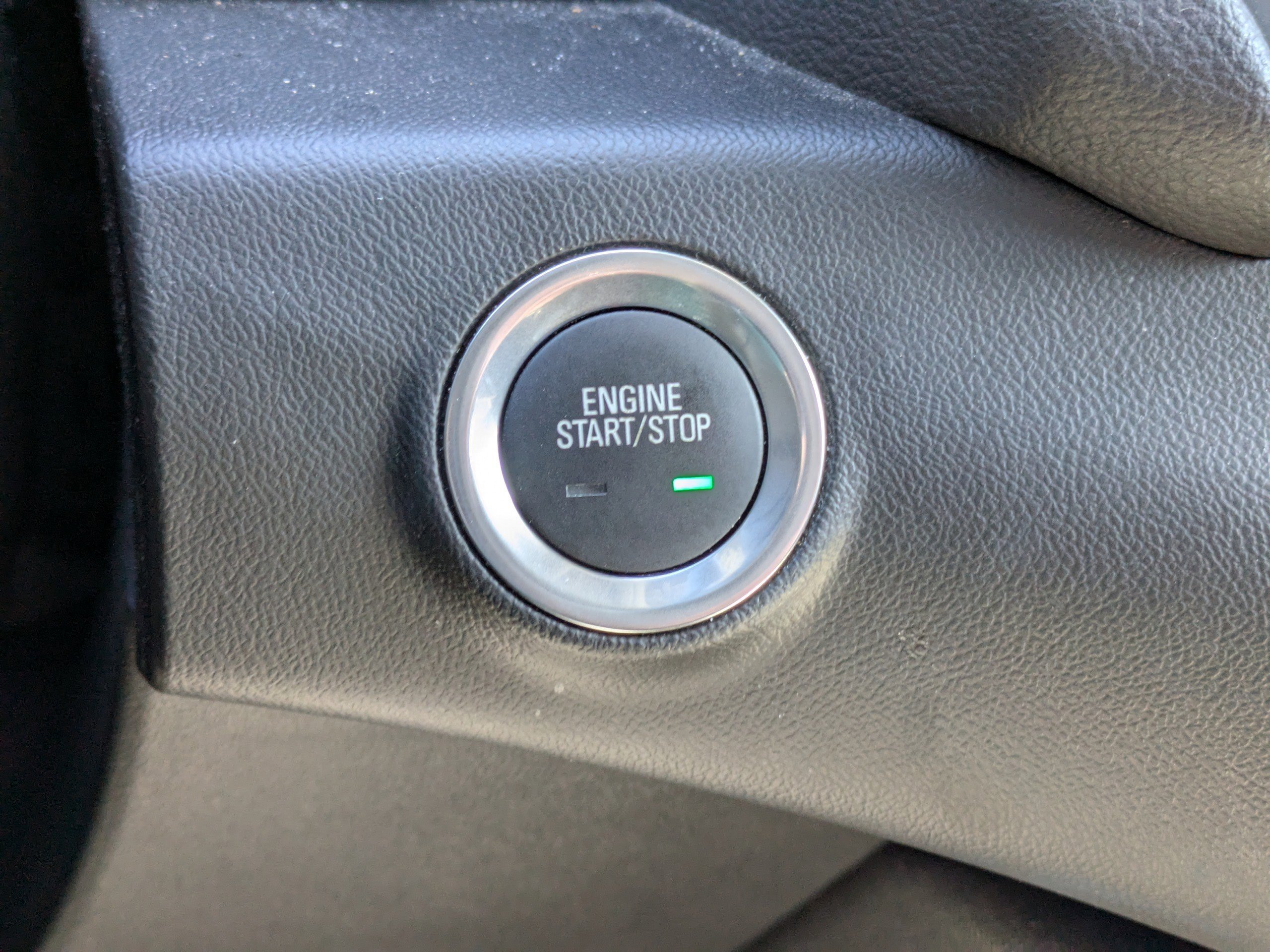 Used 2024 GMC Terrain SLE image 28