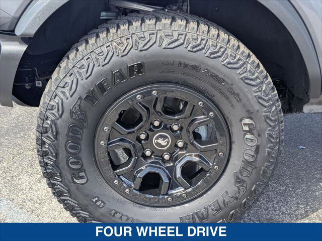 Certified 2023 Ford Bronco Wildtrak image 9