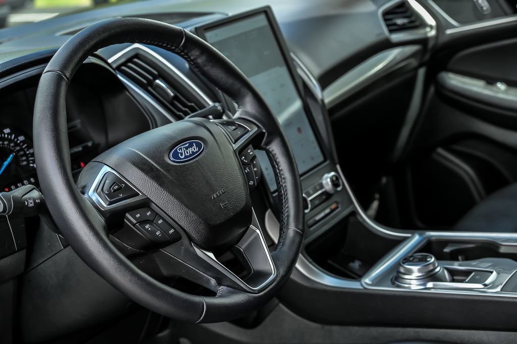 Certified 2023 Ford Edge SEL AWD/4WD image 19