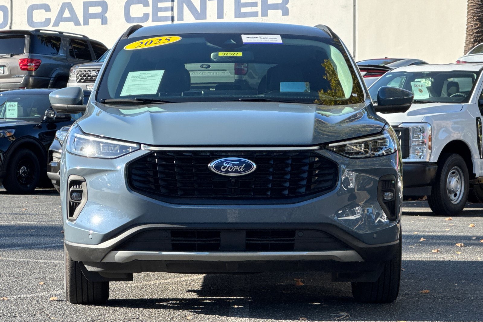 Certified 2025 Ford Escape SE w/ PHEV Premium Package FWD image 10