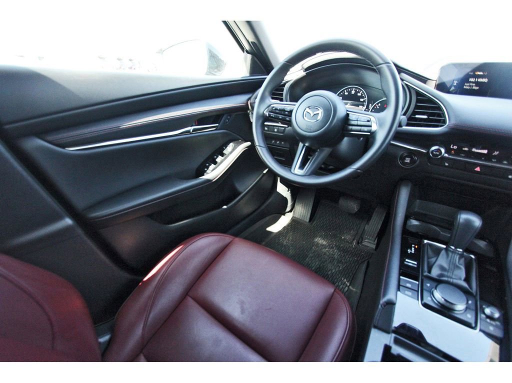 Used 2025 MAZDA MAZDA3 Carbon image 10