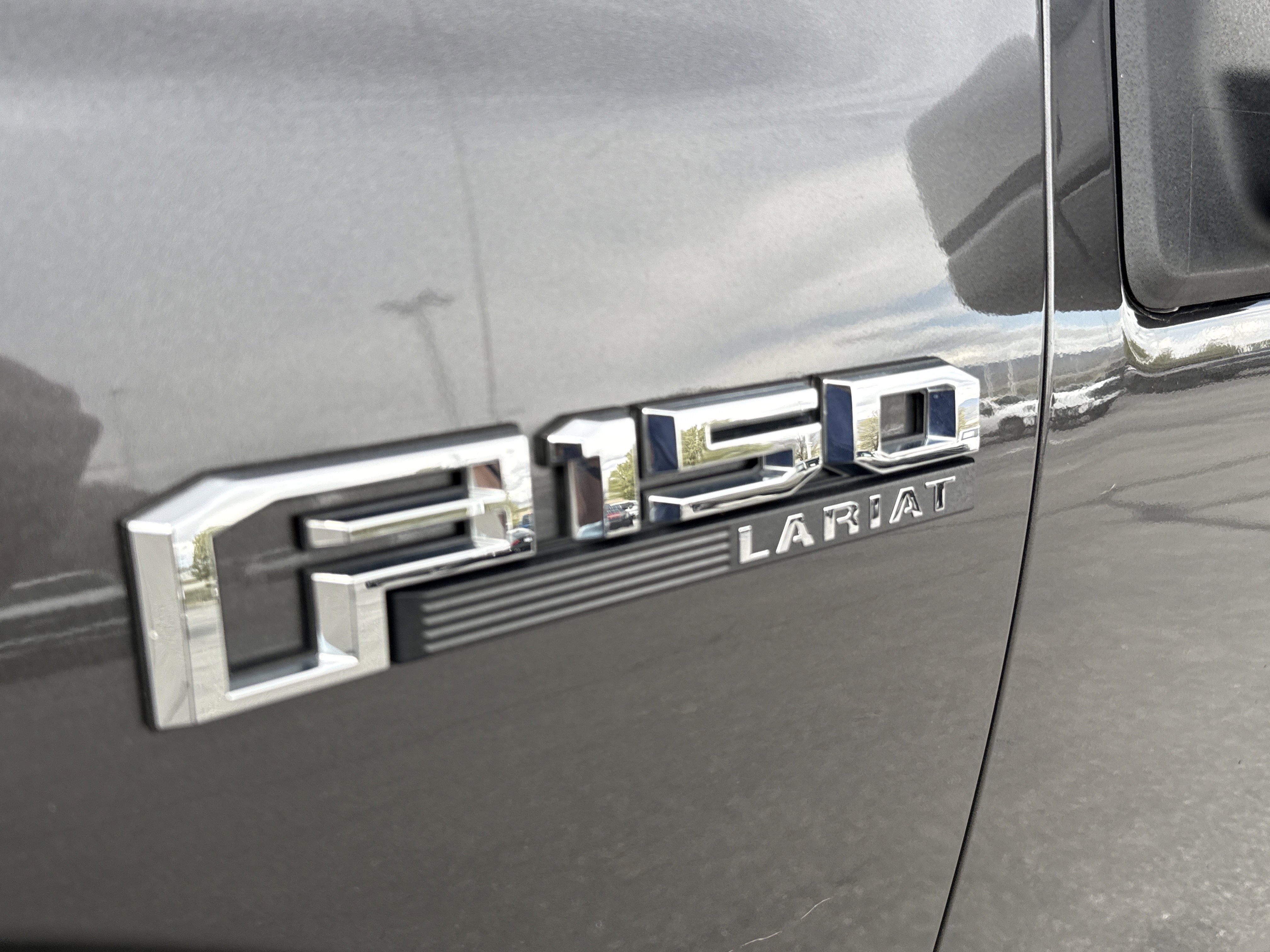 Certified 2018 Ford F150 Lariat image 12