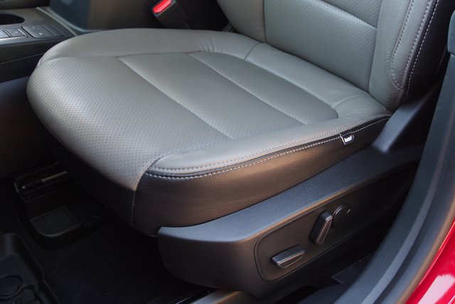 Certified 2022 Ford Escape SE w/ Convenience Package FWD image 17