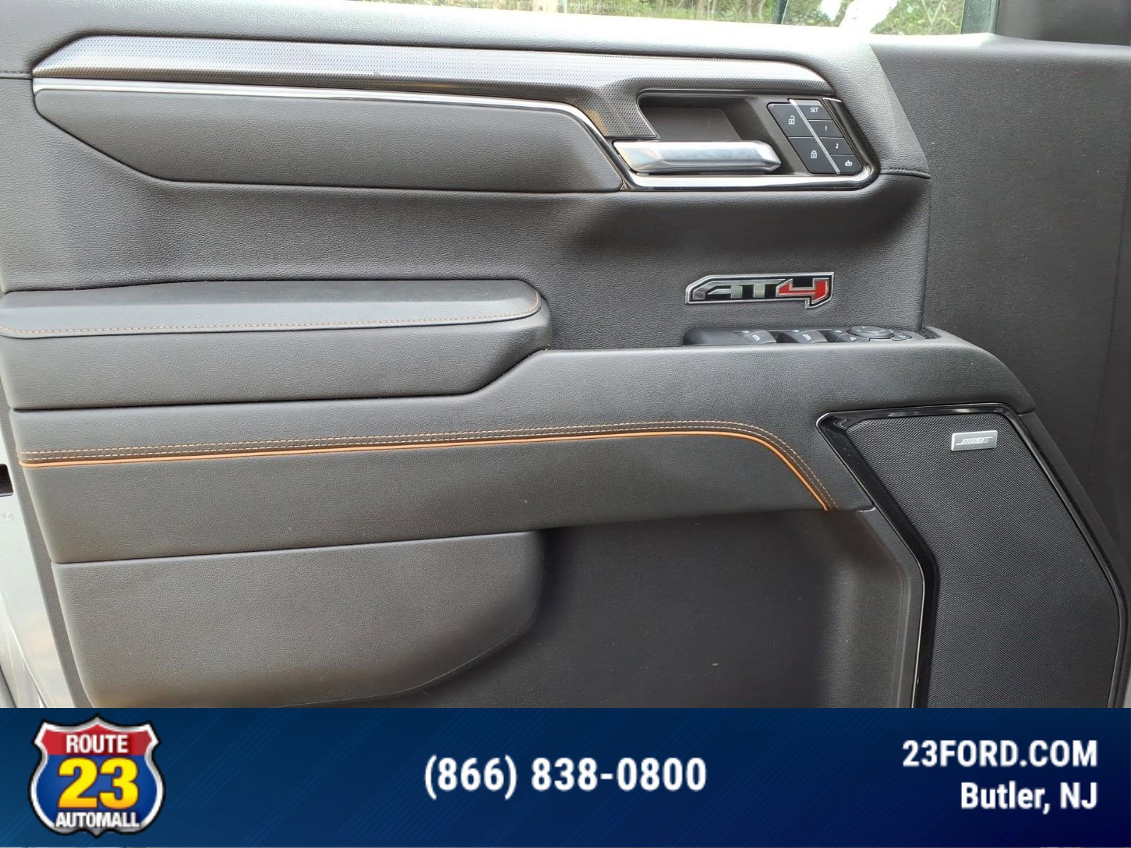 Used 2023 GMC Sierra 1500 AT4 w/ AT4 Premium Package AWD/4WD image 12
