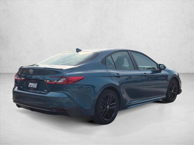 Used 2025 Toyota Camry SE FWD image 5