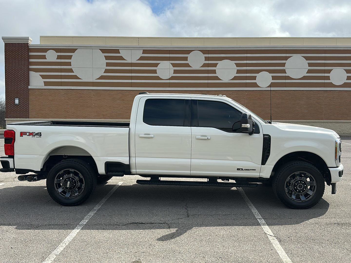 Certified 2024 Ford F250 Lariat w/ Sport Appearance Package image 6