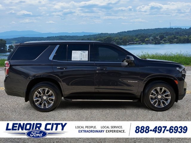 Used 2023 Chevrolet Tahoe LT w/ Luxury Package AWD/4WD image 2