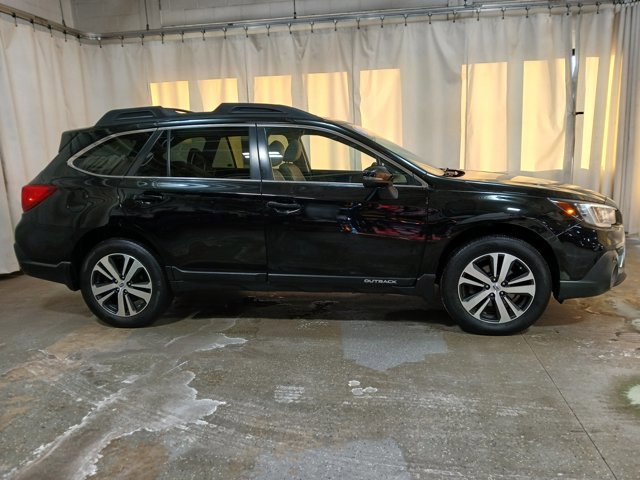Used 2018 Subaru Outback 2.5i Limited w/ Popular Package #2 image 3