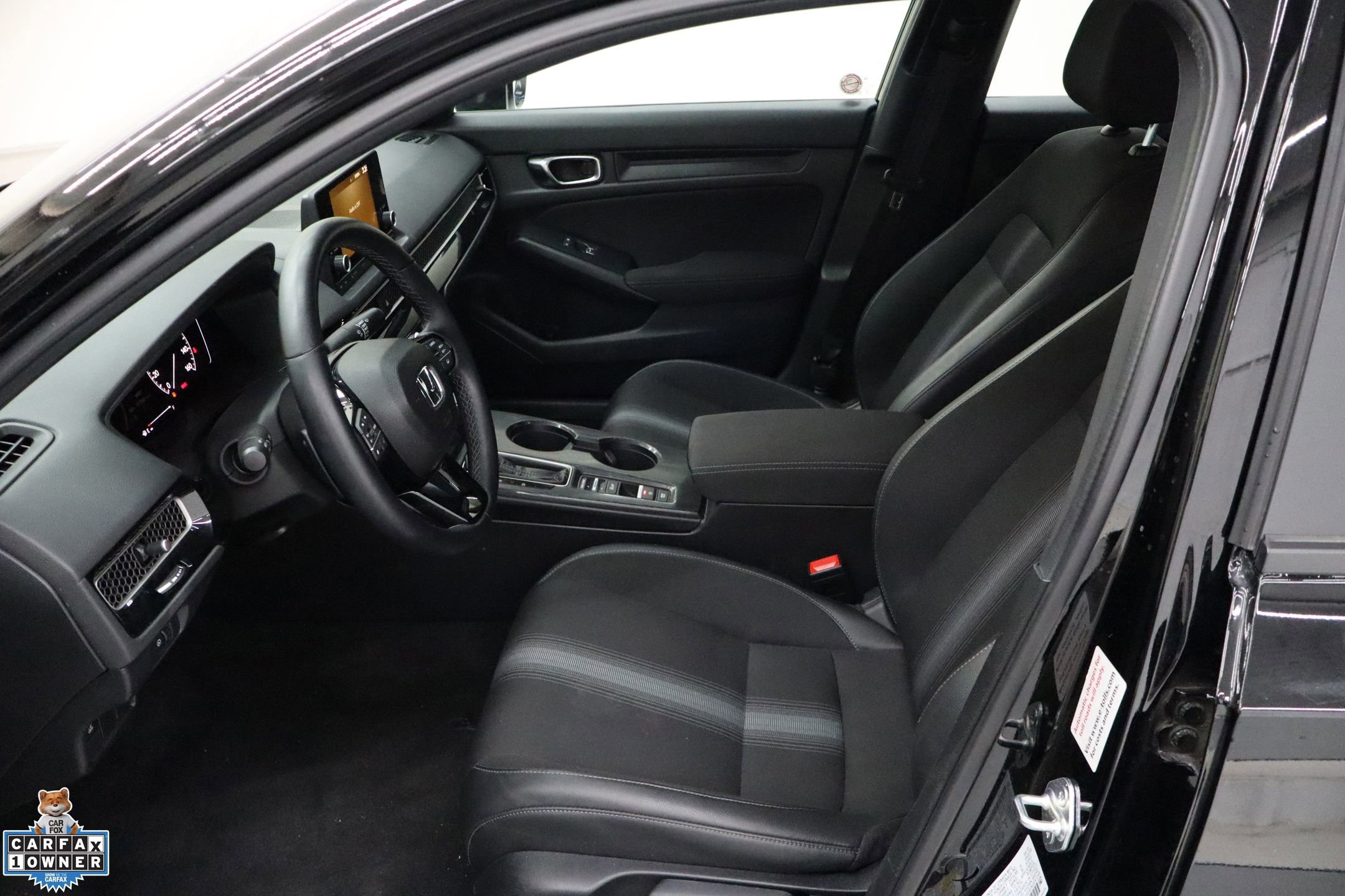 Used 2025 Honda Civic Sport image 25