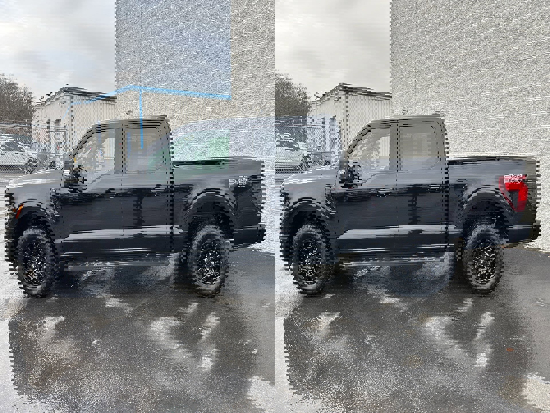 Certified 2025 Ford F150 XLT w/ Equipment Group 301A Standard image 3