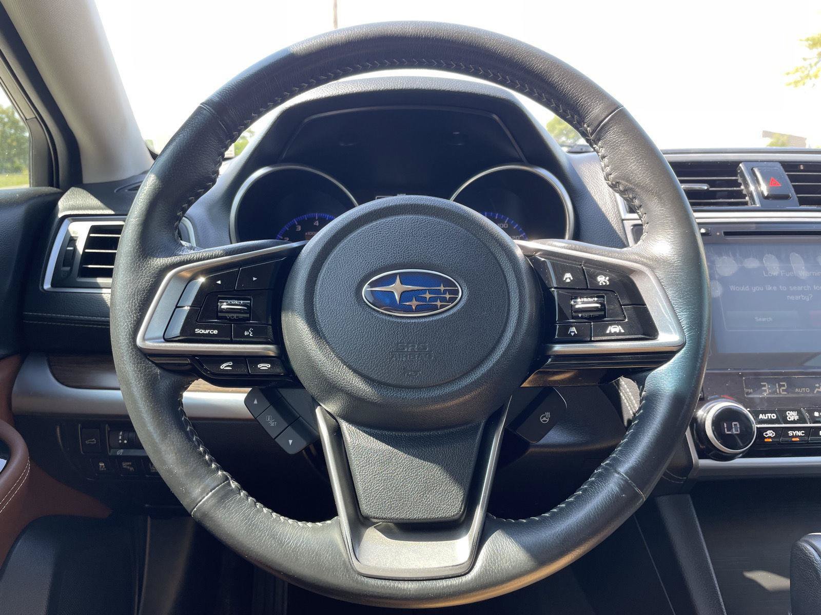 Used 2018 Subaru Outback 3.6R Touring AWD/4WD image 12