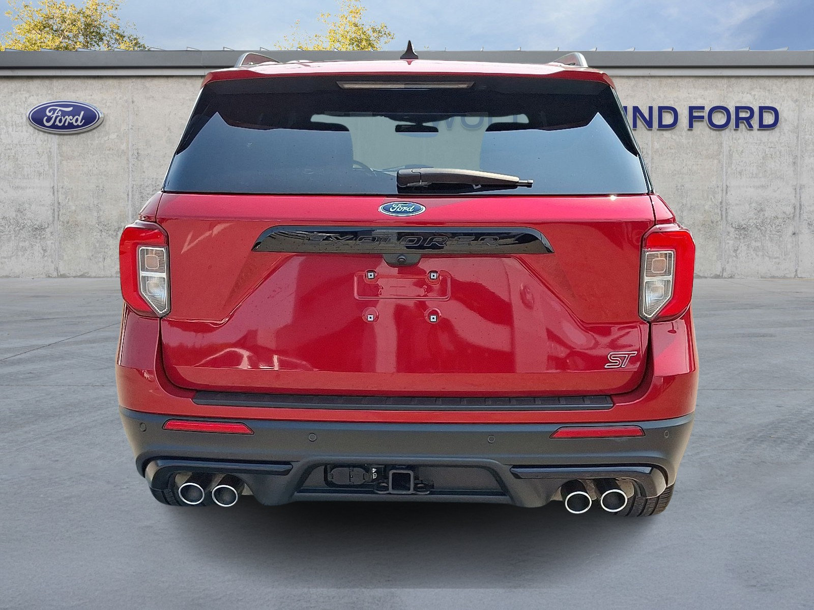 Certified 2024 Ford Explorer ST w/ Equipment Group 401A AWD/4WD image 5