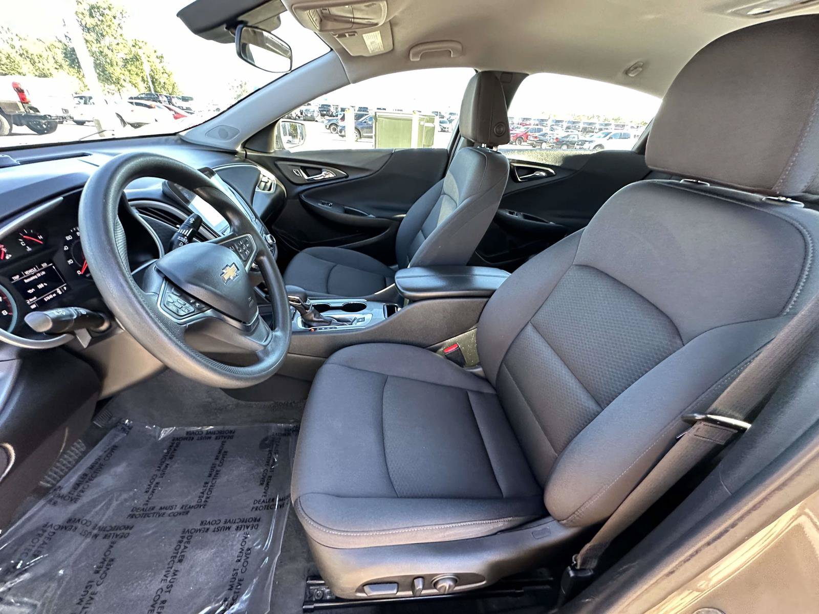 Used 2025 Chevrolet Malibu LT FWD image 23