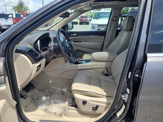 Used 2019 Jeep Grand Cherokee Overland AWD/4WD image 19