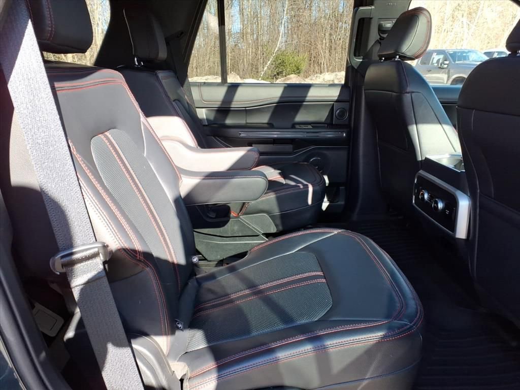 Certified 2024 Ford Expedition Limited image 8