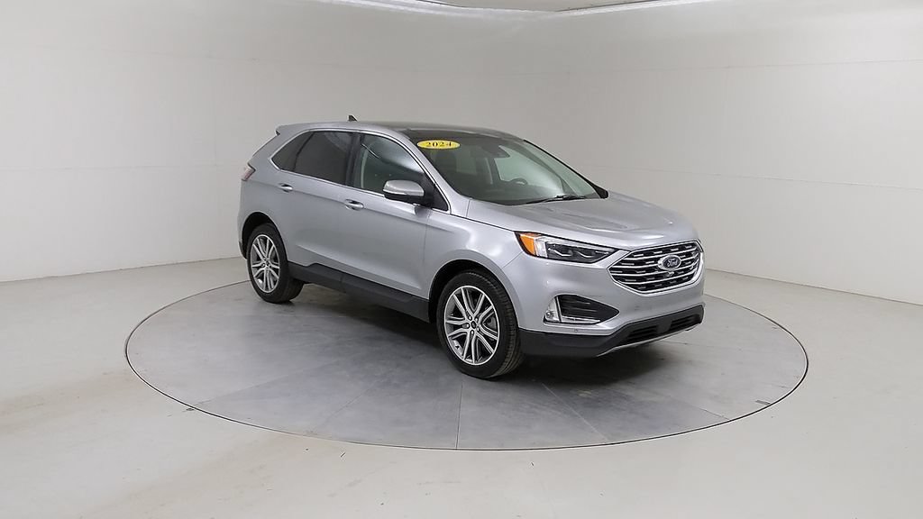 Certified 2024 Ford Edge Titanium w/ Equipment Group 301A AWD/4WD image 11