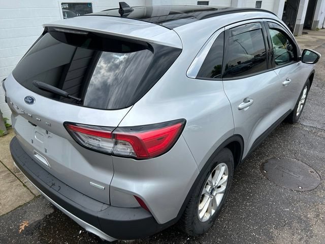Certified 2020 Ford Escape SE FWD image 5
