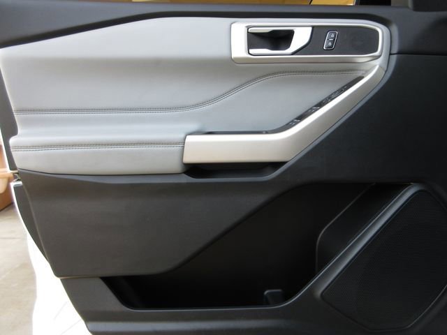 Certified 2023 Ford Explorer XLT w/ Equipment Group 202A image 10