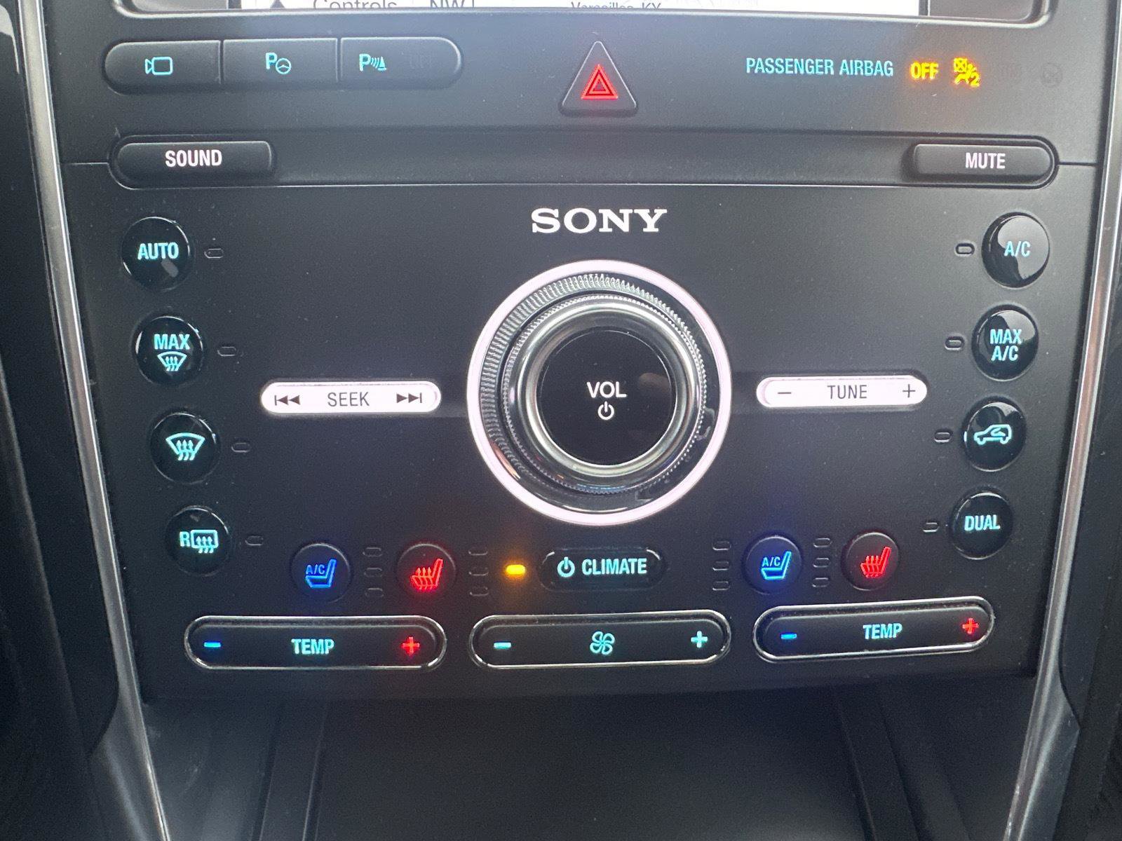 Certified 2019 Ford Explorer Platinum image 20